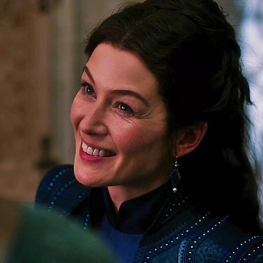 missing my silly pufferfish rn & her wifey jenny #thewheeloftime #moiraine #moirainedamodred #moirainesedai #rosamundpike #rosamundpikeedit #siuanraine #siuansanche #sophieokonedo #wlw #fyp #foryoupage