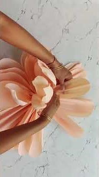 This one step for making giant Paper Flowers,turns your crepe paper into Blossom‪@PaperSaiarts‬
