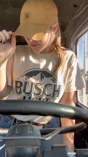 @kansas.farmer on Instagram: "@farmgirlemma"