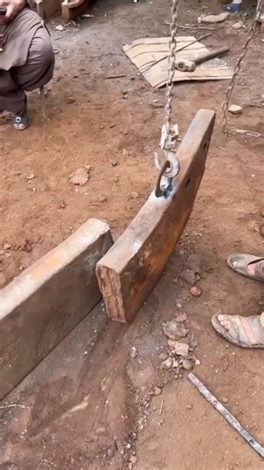 How to welding a broken caterpillar dozer ripper shank #welding #skills #stickwelding #weldinglife | Kevin-V | Facebook