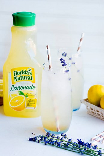 Boozy Lavender Lemonade