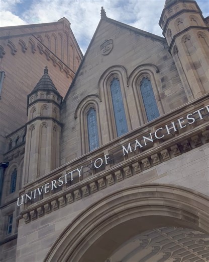 Your next chapter starts now 🤩 We're so excited to welcome you to Manchester and for you to join our University community. There’s loads going on during your first week at university, from Freshers’ Fairs and campus tours to society showcases and social events - and we know it might all feel a bit overwhelming. That's why we've compiled everything you need to know on our Welcome site, to help you get to know campus, discover our services and get settled in. Just click the link in the comments b