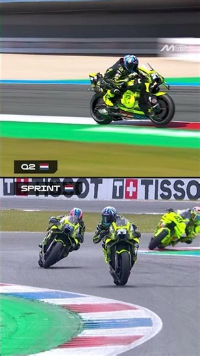 Raul Fernandez's revenge look at the green line before taking the Sprint win! 👀🥇