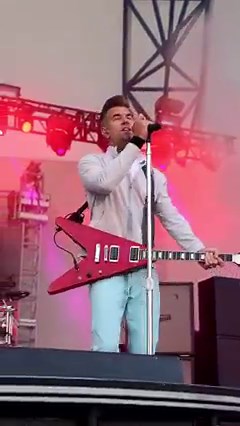 1.4M views · 50K reactions | Live from SunFest over the weekend  : The Atlantic Current | 311 | Facebook