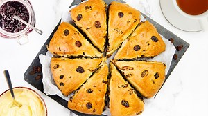 Perfect Raisin Scones Buttery, Soft, and Full of Flavor