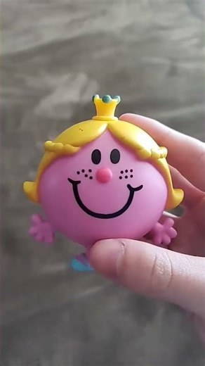 Little Miss Princess Wheezes After Lew Zealand Throws Boomerang Fish At Kermit And Gonzo