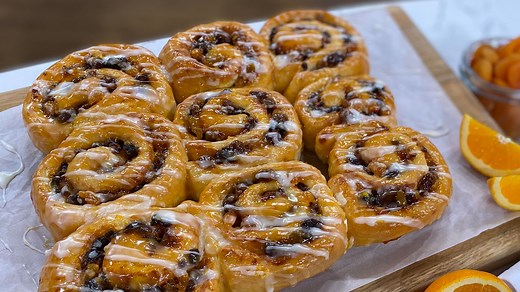 Paul Hollywood's Chelsea buns