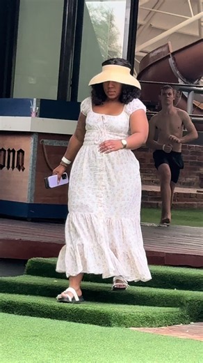 Il lead this woman with love and integrity 🥳she has made me feel like a king and il definitely serve her the throne she deserves #creatorsearchinsights #trendingvideo #fyp #tik_tok #marriage