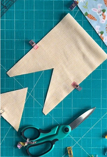 Easy DIY Bunny Treat Bags for Easter