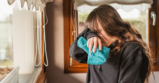 Sinus Headache Without Congestion: Causes, Treatments and More