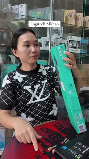 Logitech MK220 keyboard and mouse #keyboard #mouse #wireless #logitech #set