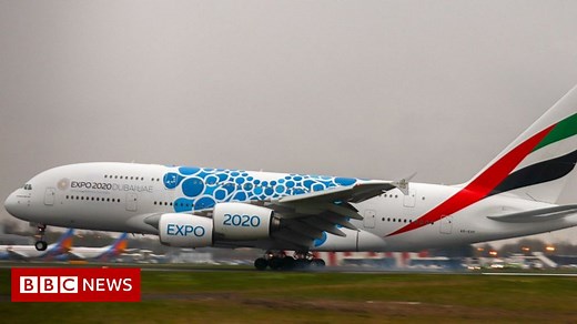 'Superjumbo' lands safely at Glasgow Airport