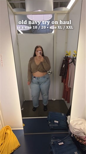 Inside the Fitting Room at Old Navy | Plus Size Denim & Active Wear