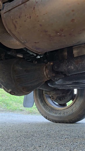 2010 Toyota Tacoma TRD Offroad Axle Wrap Demonstration