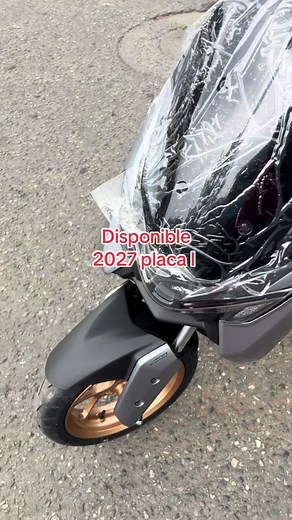 Motos 2027 Disponibles: XMAX300 y NMAX155