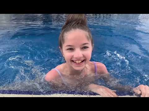 Danatar swimming #swimming #swimsuit #teenyoga #stretching Dana Taranova