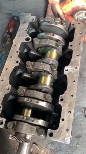 amazing mechanic engen #smoth #crenck shaft #fiting #apart mechanic#video #video