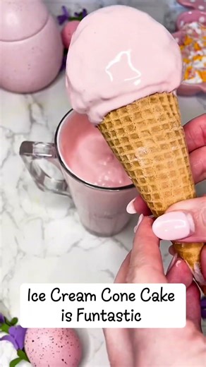 Easy ice cream cone cake tutorial #conecake #cakedecorating #cakedesign #cake #yum #baking #foodie