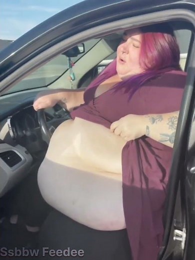 SSBBW SpanxBeluga • 650 lbs Big Belly Beauty Outside the Car | Super-Size SSBBW • Big Belly Beauty