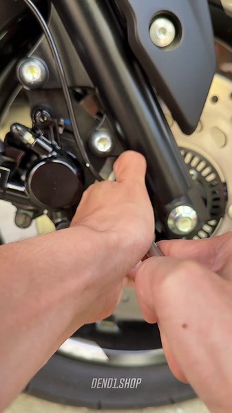 Proteksyon at Porma: ABS Sensor Cover para sa Aerox