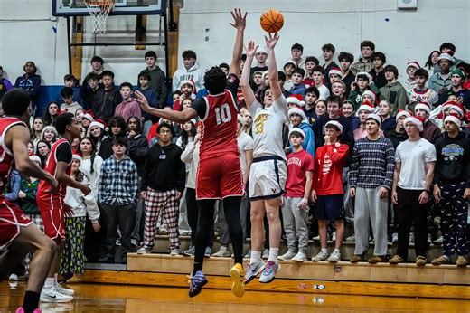 What happened in high school hoops this weekend? Here are your scores and recaps