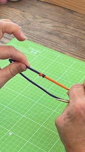 27K views · 201 reactions | Here is a tutorial on how to fuse 2 strands of Paracord together with the Manny Method! A very easy way to make sure the two strands stay together in a very strong hold. Have you ever tried this method?  #paracordeu #paracord #paracord550 #dogcollar #paracordprojects #diy #biothane #dogleash #leather #paracordtutorial | Paracord.eu | Facebook