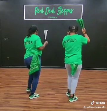 Learn the Smooth Line Dance with Ms. Yanni