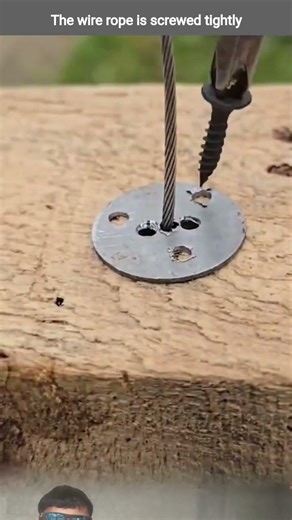The wire rope is screwed tightly
