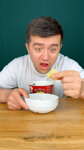 Where is my noodles?😋🍜😱