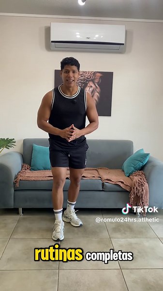 Si tienes más de 40 y 50 años practica esta rutina en casa y comienza tu vida activa 🏠🔥 ¿Buscas una manera natural y efectiva de controlar tus niveles de glucosa? 💪 Esta rutina de ejercicios está diseñada especialmente para personas que desean reducir el azúcar en sangre, mejorar su salud metabólica y sentirse con más energía día a día. Tu cuerpo es un templo hay que cuidarlo 🩺 En este video encontrarás: ✅ Ejercicios cardiovasculares de bajo impacto ✅ Movimientos sencillos pero poderosos ✅ I