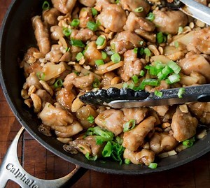 150K views · 242 reactions | This Easy Cashew Chicken has been a staple in our house for years. So much better than any take out! Plus it is ready in minutes! Get the recipe - https://dinnersdishesanddesserts.com/cashew-chicken-12-days-of-giveaways/ | Dinners, Dishes and Desserts | Facebook