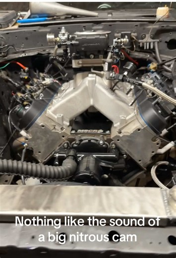 #nkperformance baby bottle cam sounding like it about to cause some problems #nitrouscar #stickcar #lsfoxbody