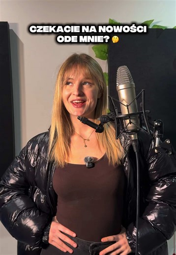 Czekacie na nowości ode mnie? 🥺🩷 #blondiegirl💋 #studio #discopolo #rolnik #traktor