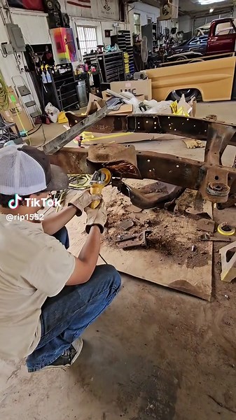 Short Bed Conversion for Ford F100 Explained