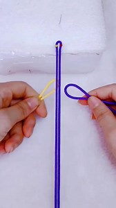 ✨ Cómo hacer una pulsera de macramé paso a paso 🧵 | ¡Conviértete en un experto! 🌟 ¿Te apasiona el macramé? 🧶✨ Esta pulsera es solo el comienzo. Con nuestros cursos online, aprenderás técnicas avanzadas para crear piezas increíbles. ¡Transforma tu creatividad en arte y lleva tus habilidades al siguiente nivel! 🌿🔗 📚 Comienza tu viaje como experto en macramé. ¡No esperes más! 🧵🎨 #Macramé #PulseraDeMacramé #DIYMacramé #ArteConHilos #MacraméLovers #CursosOnline #HechoAMano #Artesanía #Creativ