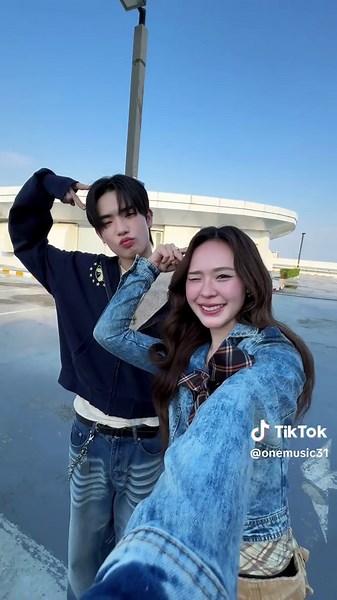 เสิร์ฟความสดใส พี่จูนเลี้ยงน้อง iZ Story Together - iZ 🎧OFFICIAL MV on YouTube : one music #iZ_StoryTogether #iZ @iZ #onemusic #one31 @PIE iZ @KAO.iZ @TEAM iZ @NORD iZ @PHOTO iZ @kahn iz @MARC iZ @TOON iZ