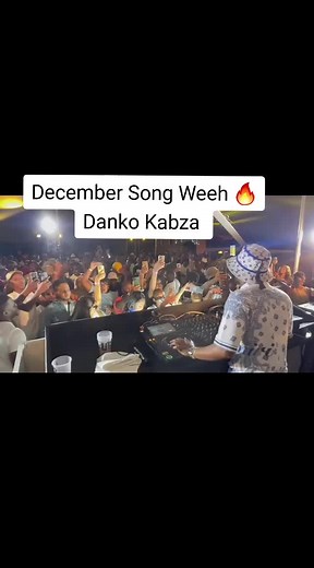 @KabzaDeSmall Happy Festive season 🔥💃#hbkliveact