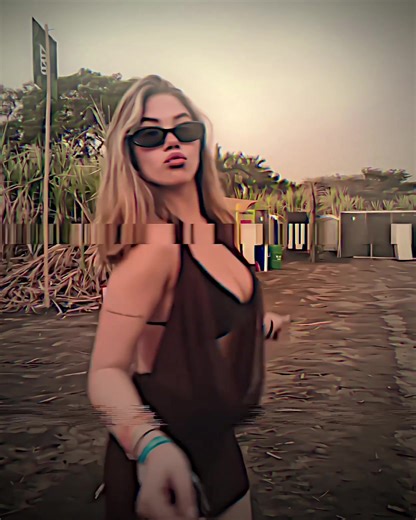 Who Is Allisson Mía?