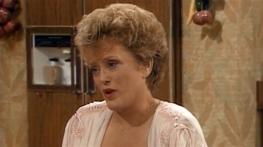 Watch The Golden Girls - Season 4 - Ep 1 Yes, We Have No Havanas | 9Now