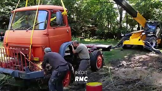 Constructions sauvages : des cabanes d'exceptions pour Manu, Seb et Arnaud