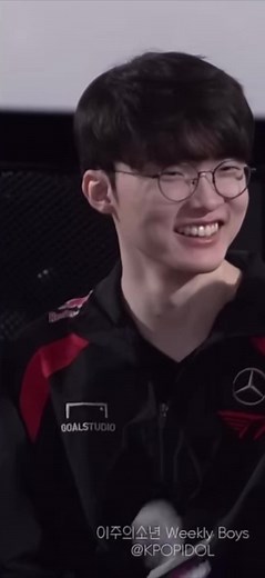 Exploring T1 Faker's Legendary Gameplay Highlights