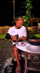 In the sweltering summer, a simple and delicious bullfrog & fish head soup 🍲 | Evan Long