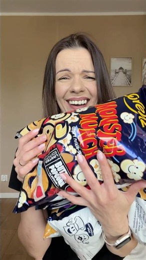 Test the newest Monster Munch crisps with me #monstermunch #zabka