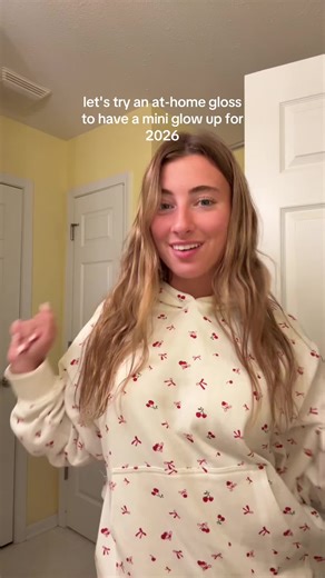 At-Home Gloss for a Mini Glow Up This New Year