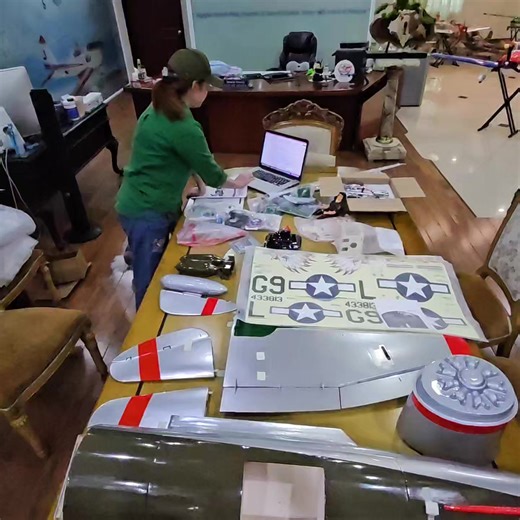 - P-47D "Chief Ski-U-Mah II" ARF 70 in, 35cc included 3pcs Electric Retracts Landing Gear (SEA398SkiGear) introduction | Seagull Models Company In Vietnam