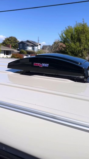 Maxx air fan install on the sprinter van. Thank you @moonraker for making good video tutorials to follow along