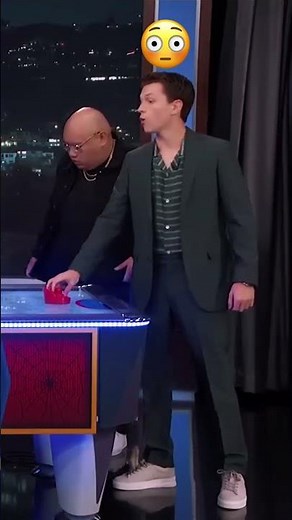 Tom Holland & Zendaya’s Body Language 😳