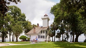 Seaside getaway: Stay in these East Coast lighthouses