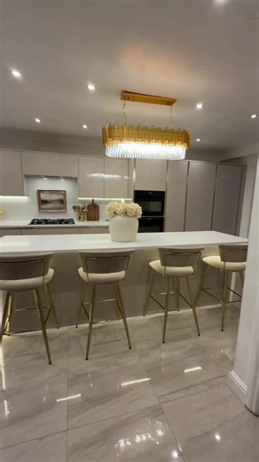 1 Hour Cleaning Routine in 1 Minute