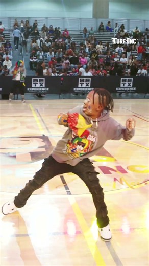 Pure LA Vibes💥League of Clowns Roc’co Tha Clown Brings Clowning Style to BET Stage #turfinc #shorts